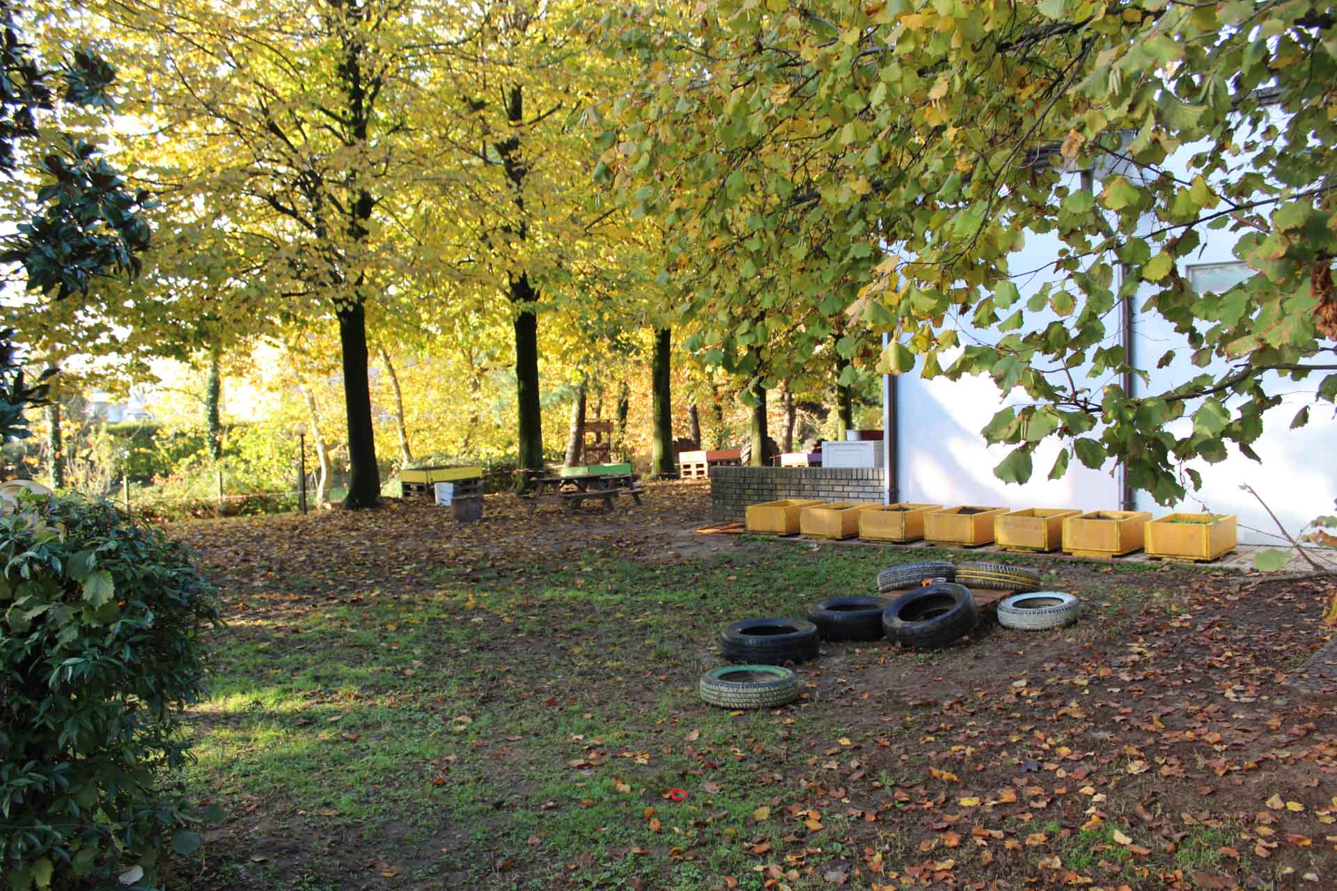 https://www.scuolainfanziachiari.it/wp-content/uploads/2016/10/Immagini-Struttura-e-Giardino-Scuola-Materna-Mazzotti-Bergomi-Chiari-Brescia-14.jpeg